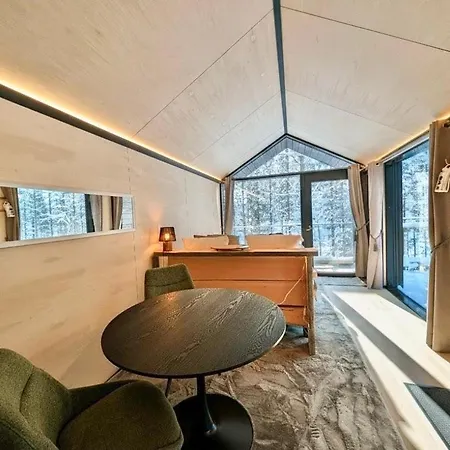 Hossaville Luxe West Iii *