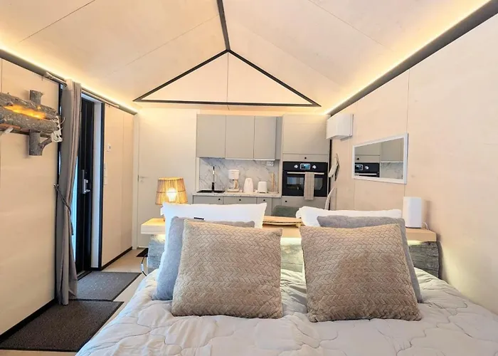 Hossaville Luxe West Iii וילה